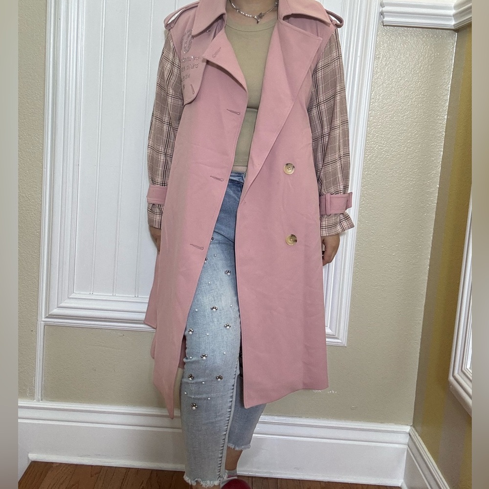 Trench coat,pink trench coat, designer trench coat - Picture 4 of 14